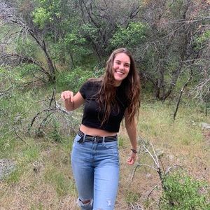 Meet your Posher, Alaina